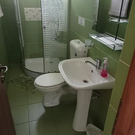 Alesia Maria Quarto em Acomodações Particulares